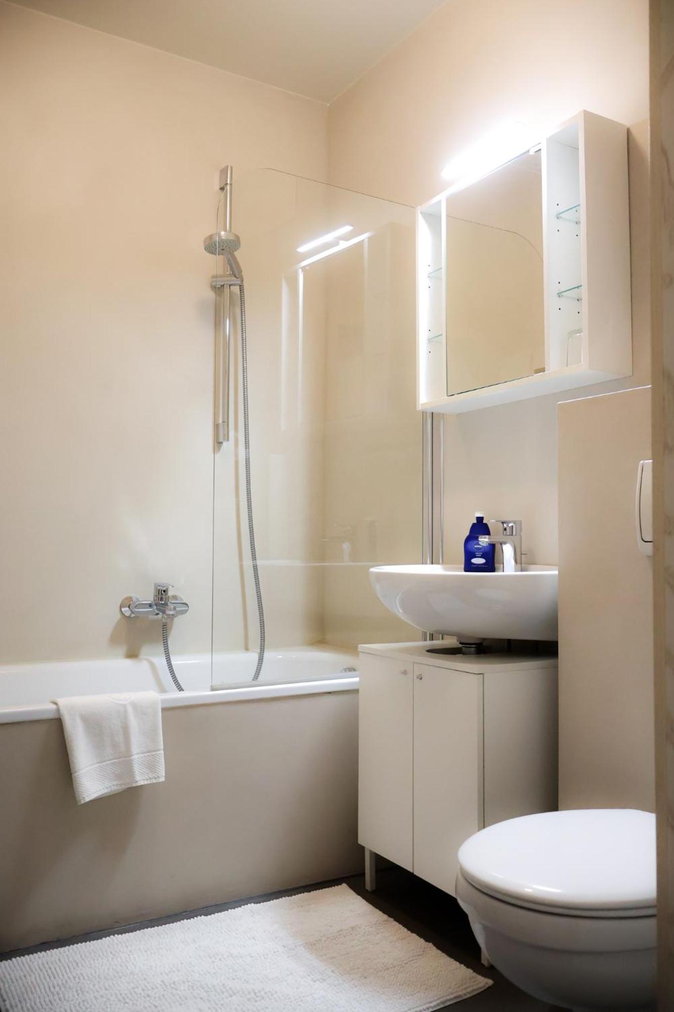 Alexxanders Apartments & Studios شيمنيتز الغرفة الصورة