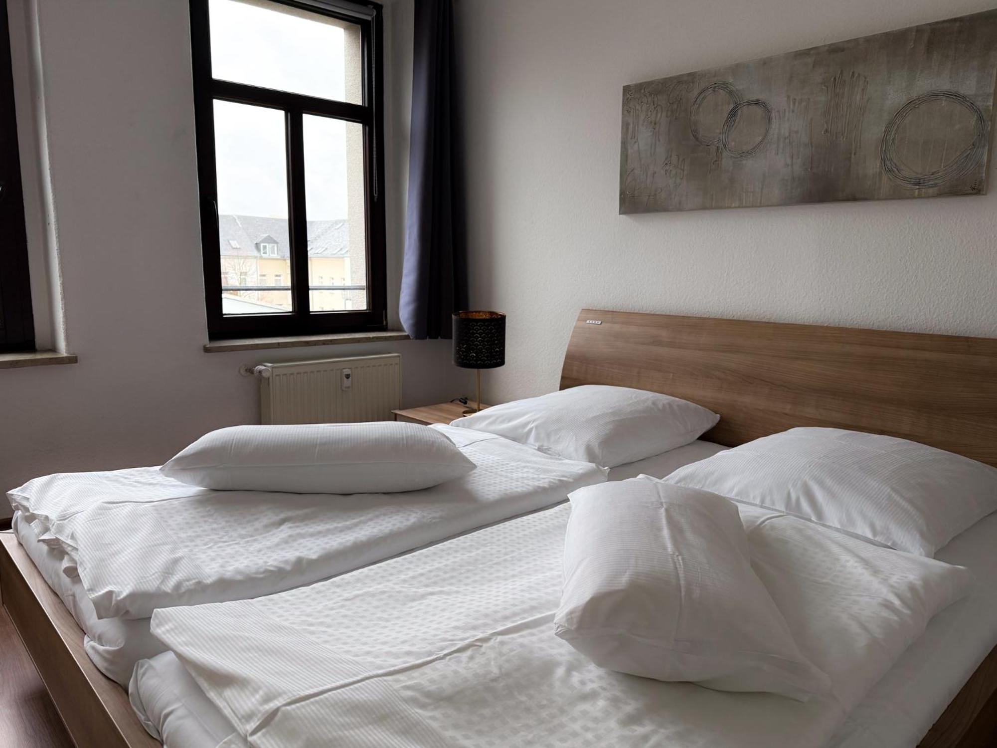 Alexxanders Apartments & Studios شيمنيتز الغرفة الصورة