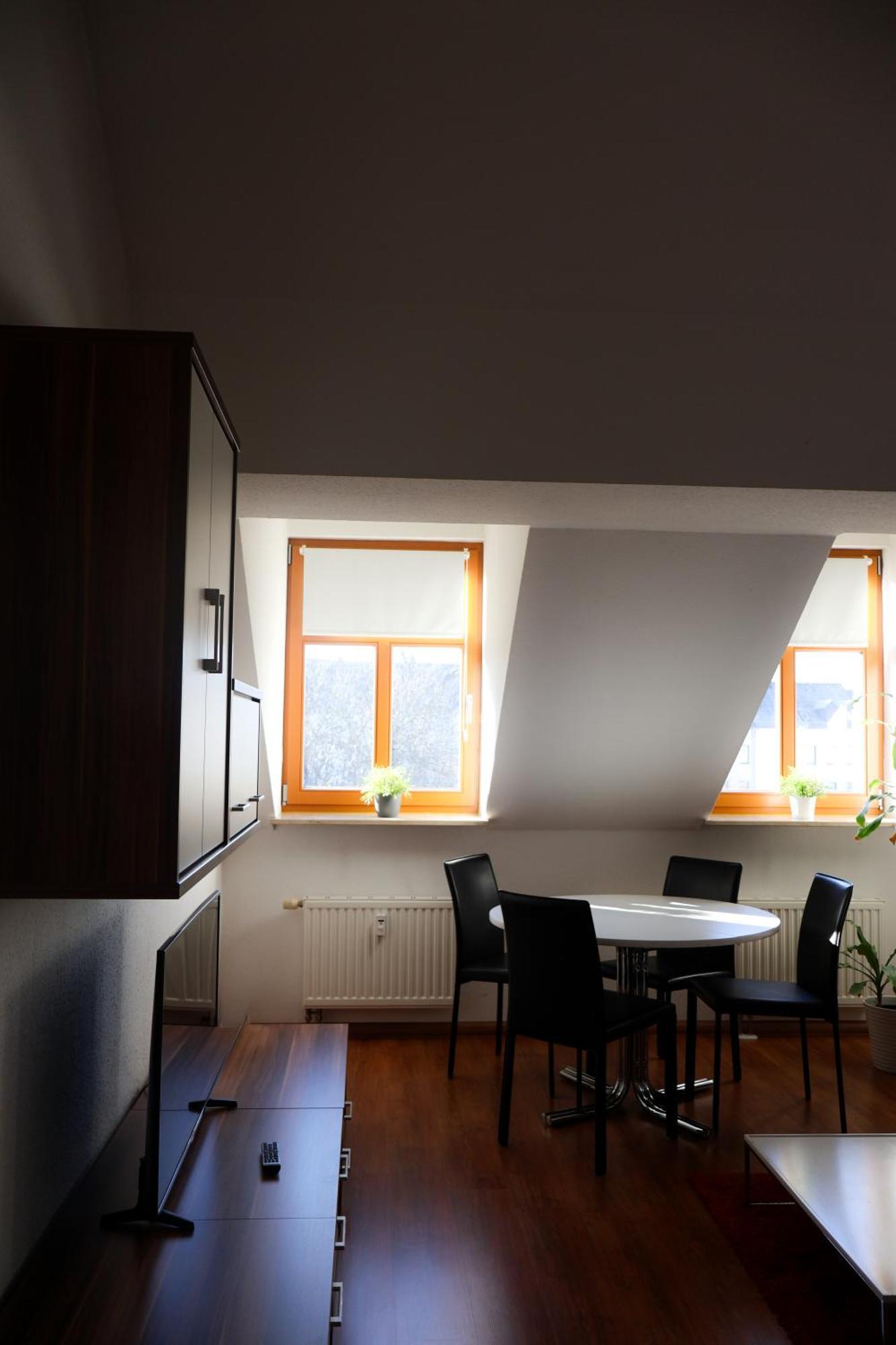 Alexxanders Apartments & Studios شيمنيتز الغرفة الصورة